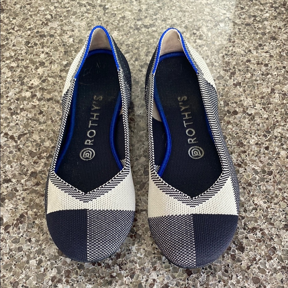 Rothy's Women's Black and Cream Flats